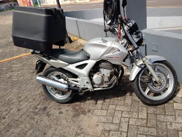 Foto 1 - Honda cbx 250 twister moto lindona